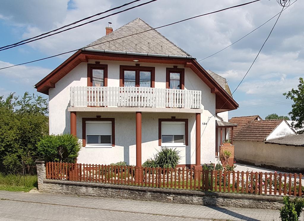 Villa Nora Hévíz Exterior foto